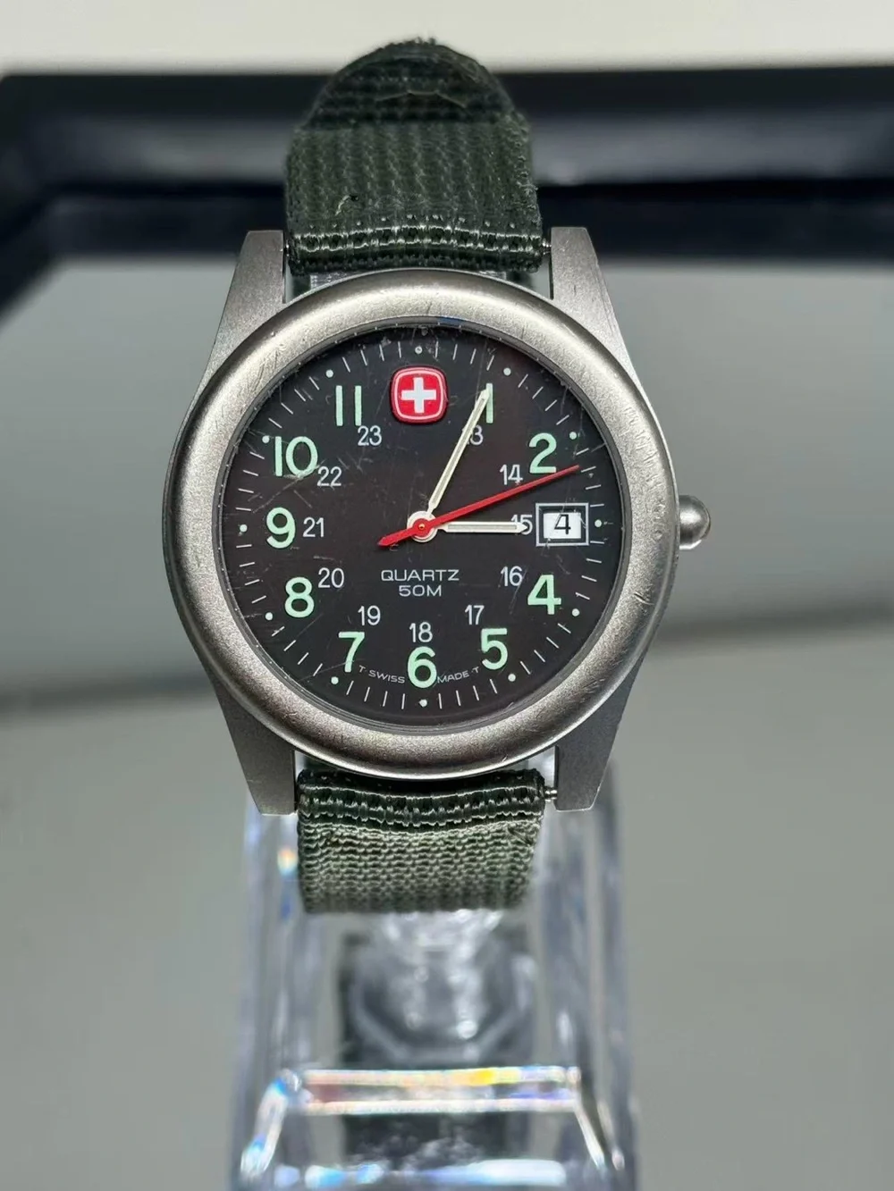 Vintage Wenger Swiss Military Marlboro Men’s Watch Date 37mm New Battery Runs